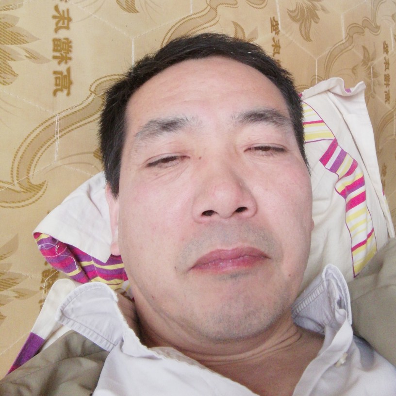 菠萝开心的照片