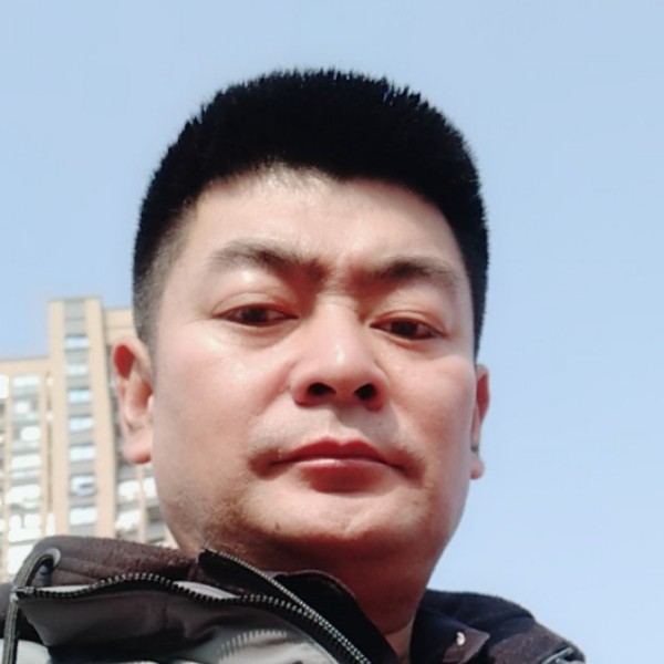 笑着哥的照片