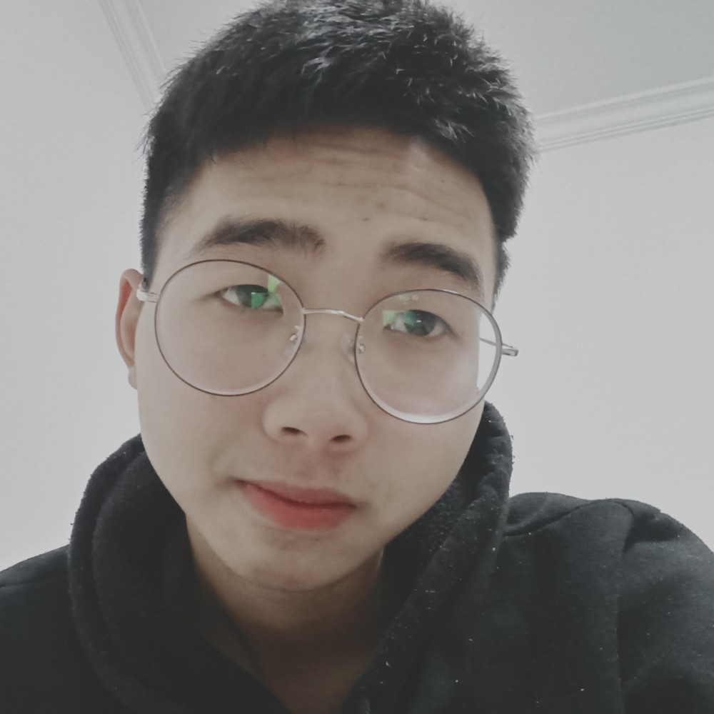 草丛踢合适的照片