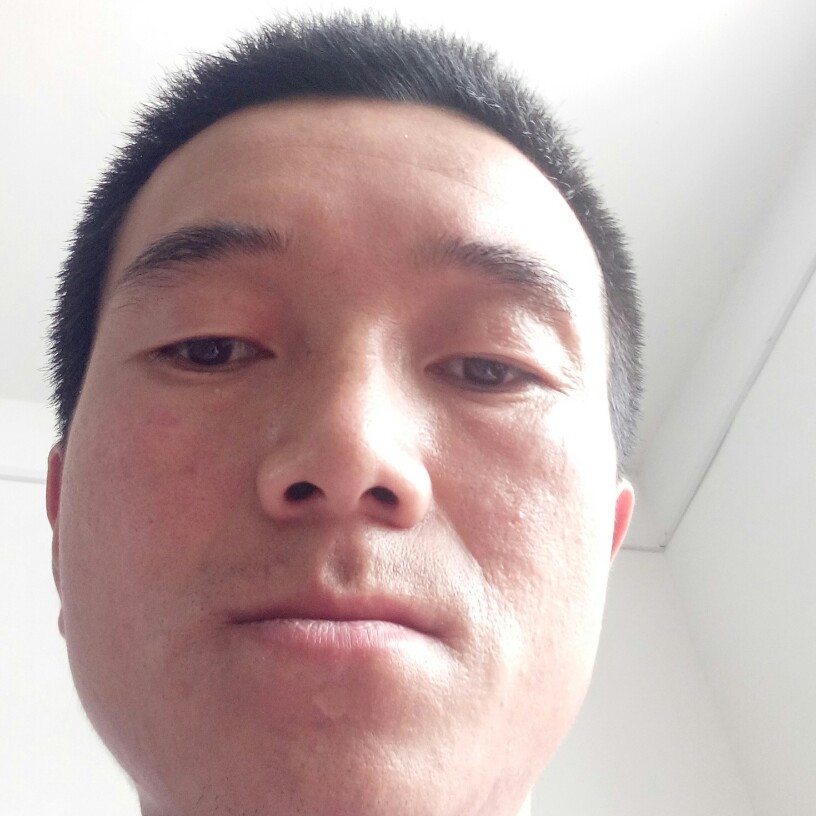 严小的照片