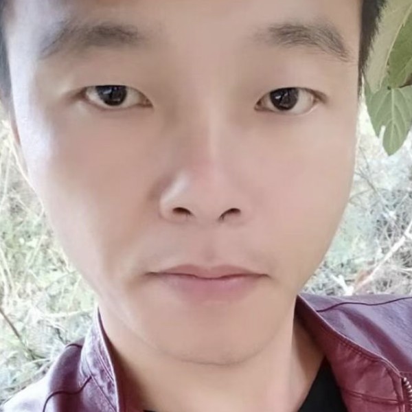 高大方浮光的照片