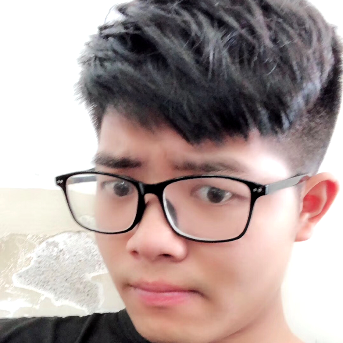 邬伟君的照片