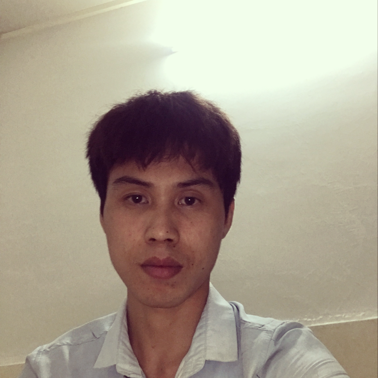 一笑泯然的照片