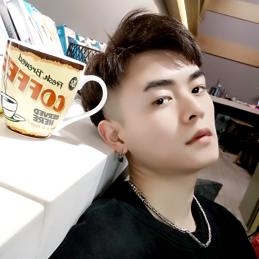 黑鹤佬的照片