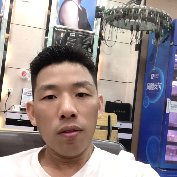 洛尘回首温婉的照片