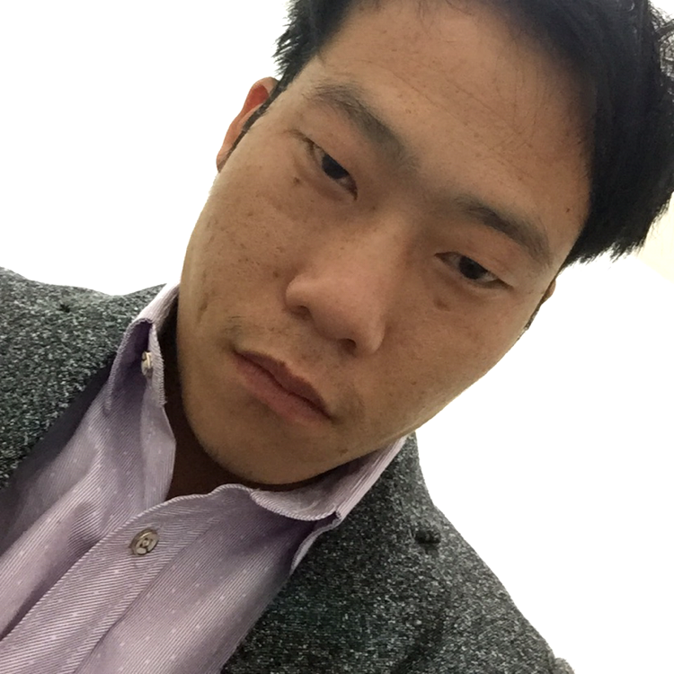 高跟鞋浅吻喜悦的照片