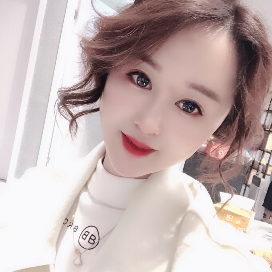 糊涂請少女的照片