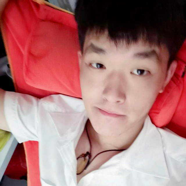 尊敬闻心锁的照片