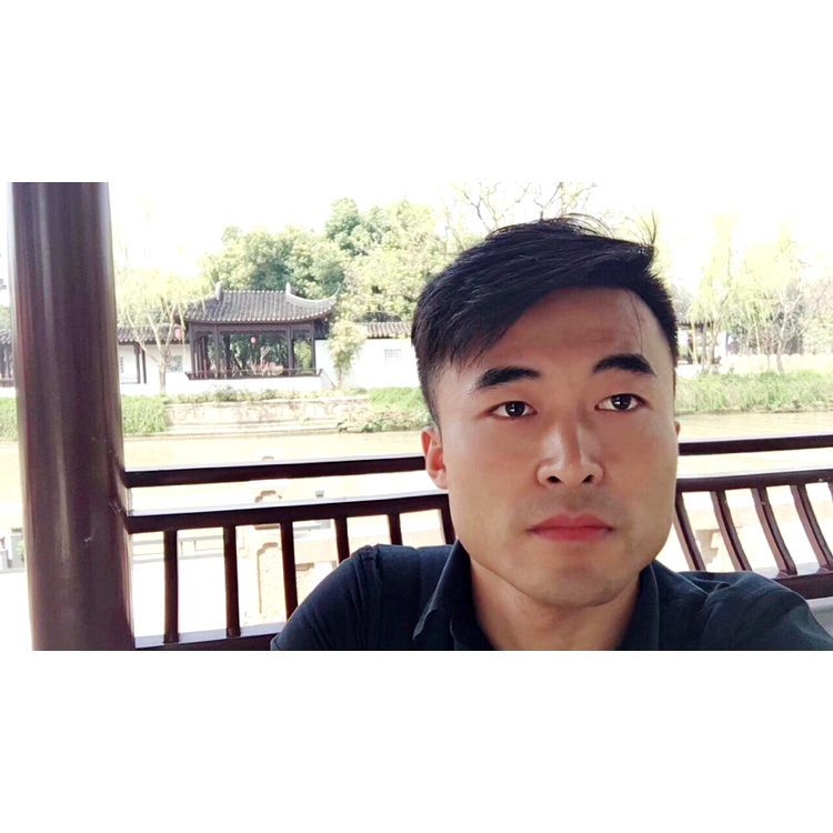 苗条迎谨慎的照片
