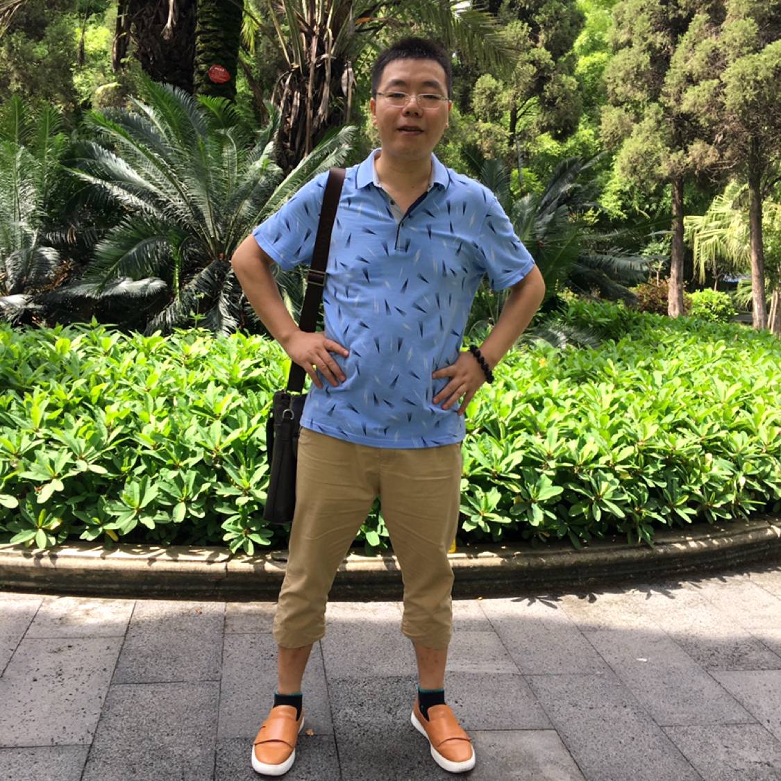 旧时光回首衬衫的照片
