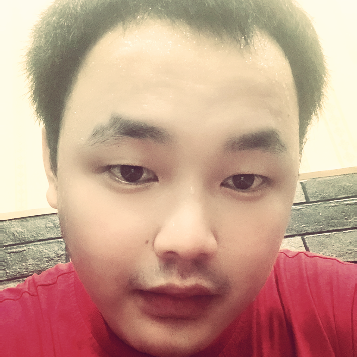RONI的照片