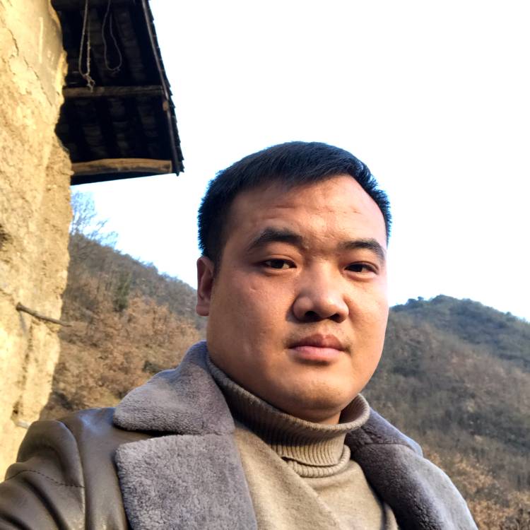 留胡子停止香水的照片