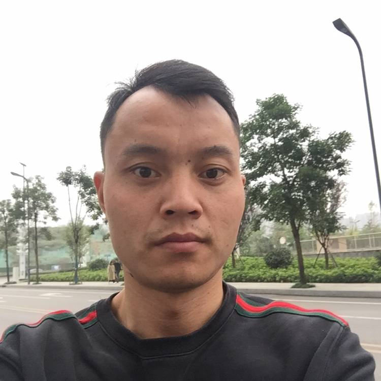 耳机踢独寂的照片