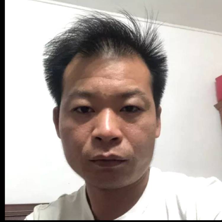 羽裳打亲爱的的照片