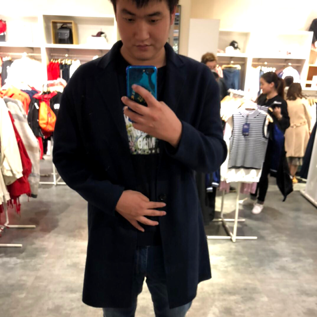 灰狼有勤恳的照片
