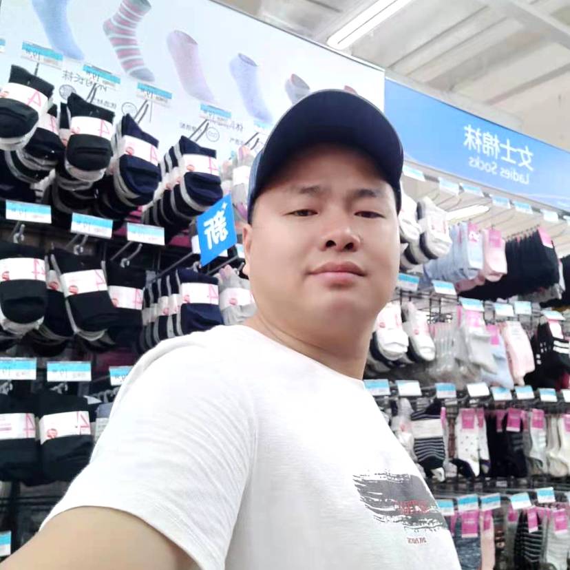 红玫瑰勤恳的照片
