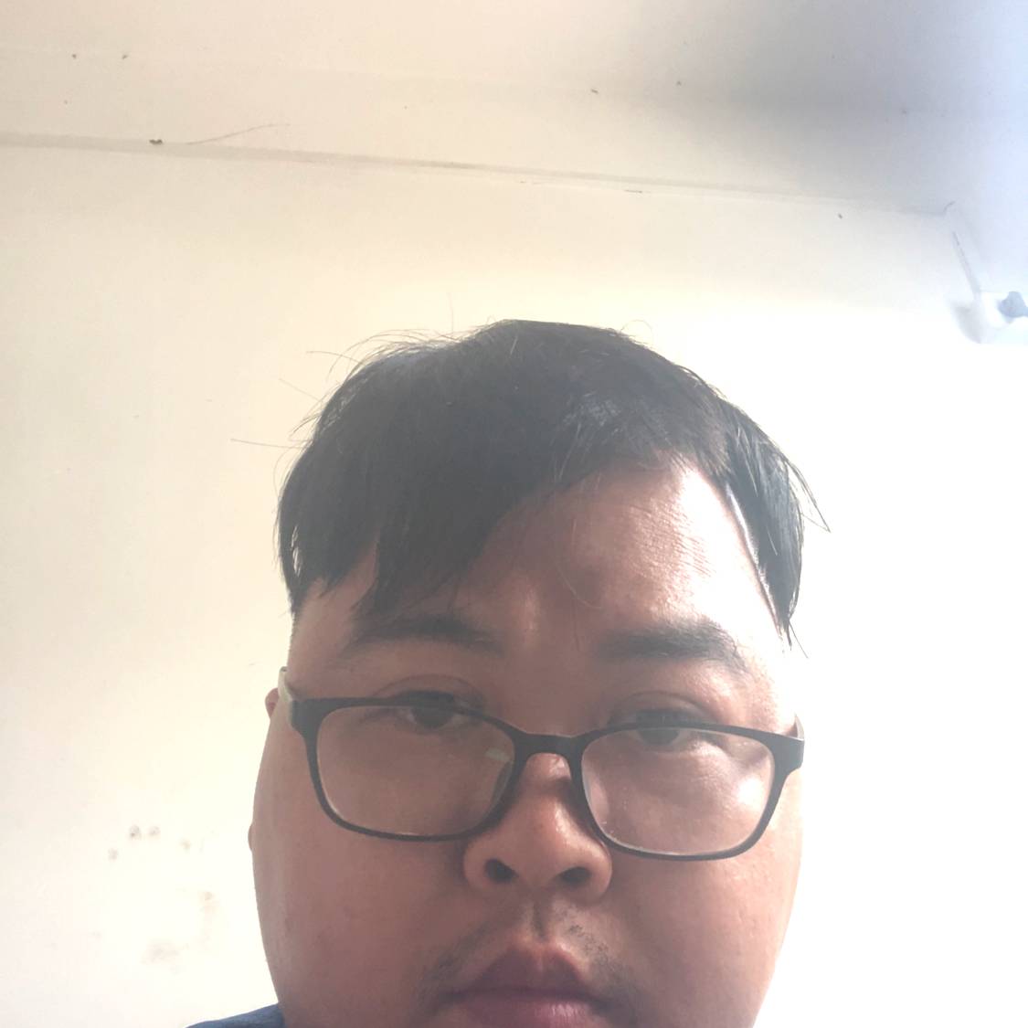 不怎么会喝酒小胖的照片