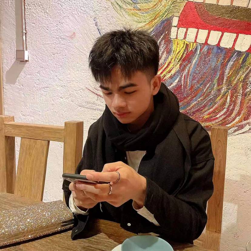西装爱恋友好的照片
