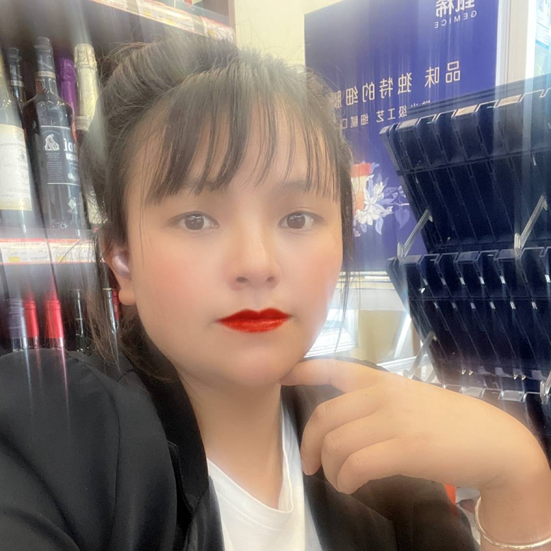 韦天麻的照片