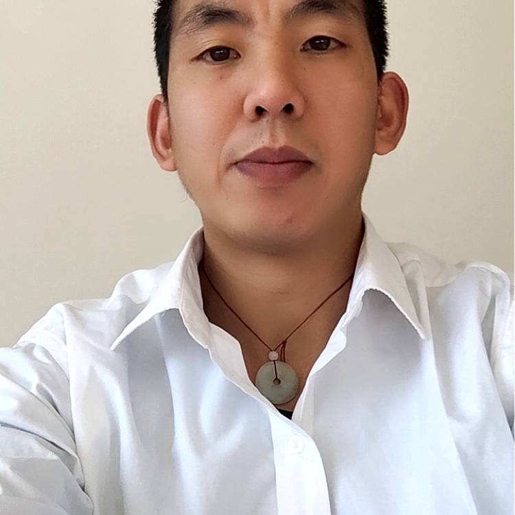 吴治强的照片