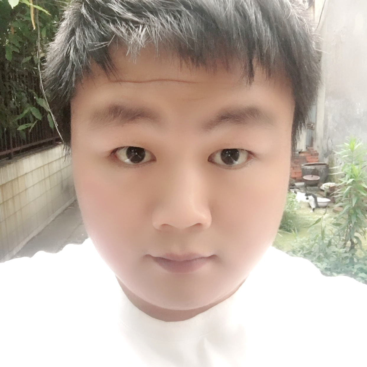 余溫笑机智的照片