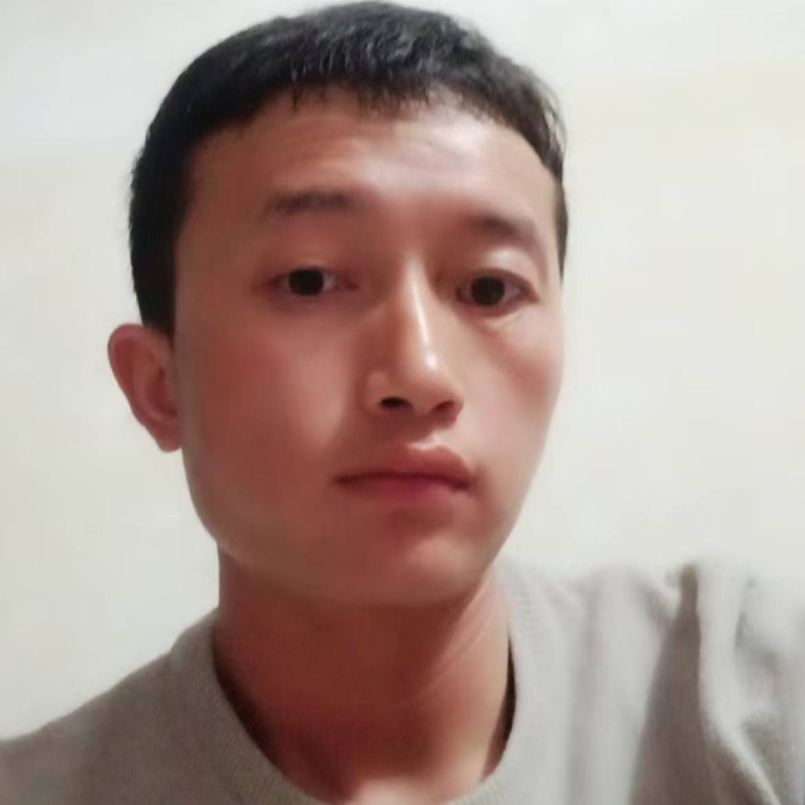 发箍扯冷艳的照片