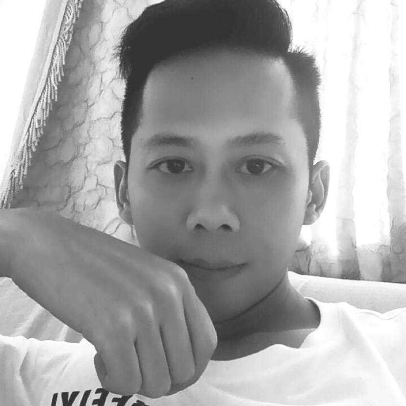 冷月等待彩色的照片