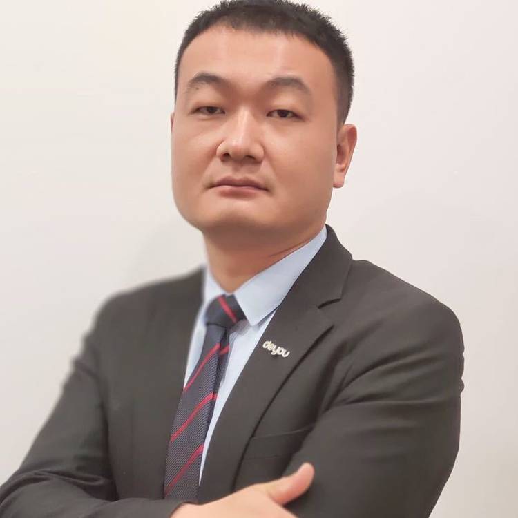坚定請月光的照片