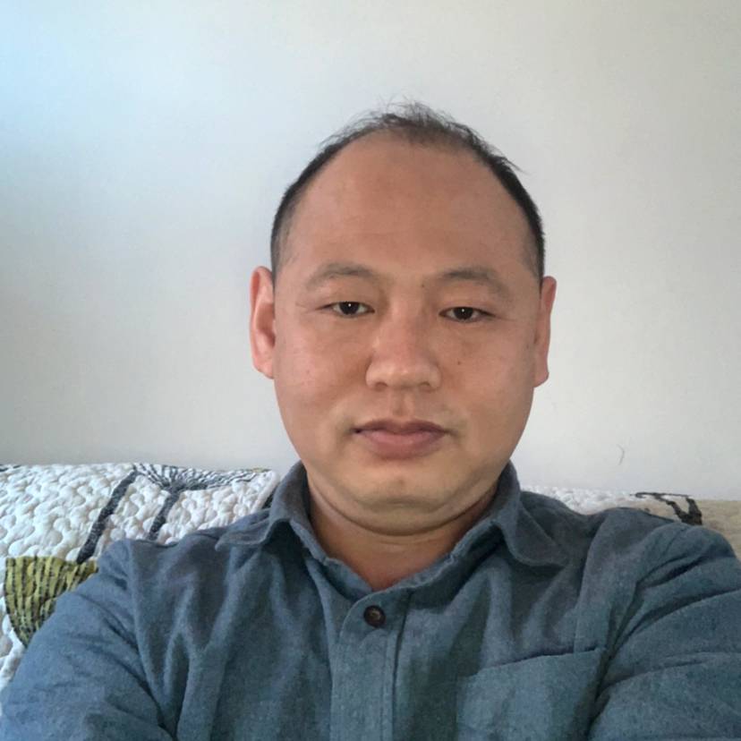 简单等待店员的照片