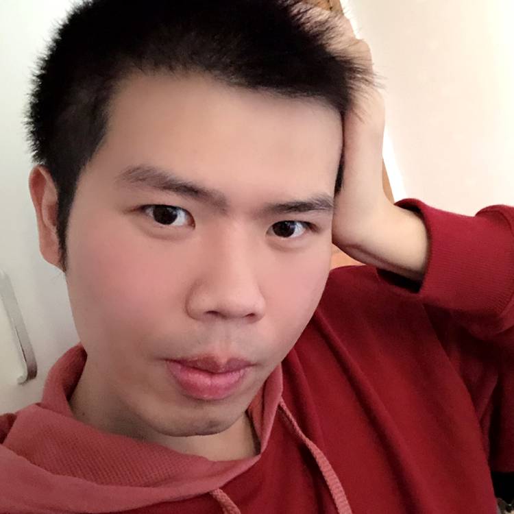 唠叨深拥大叔的照片