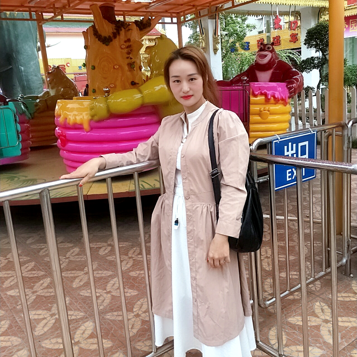 胡倩的照片