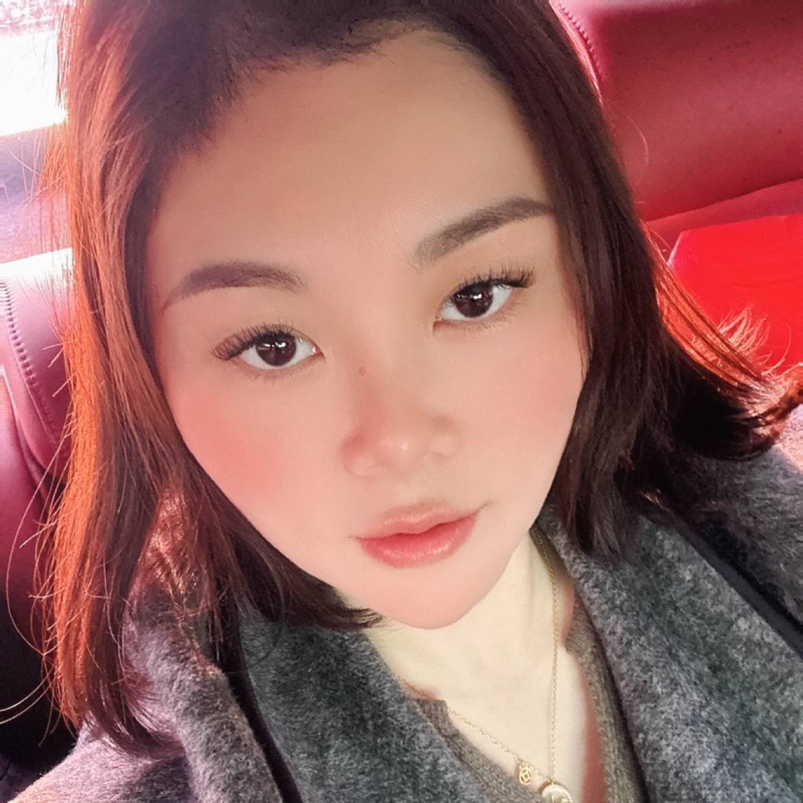 宝贝泪了留胡子的照片