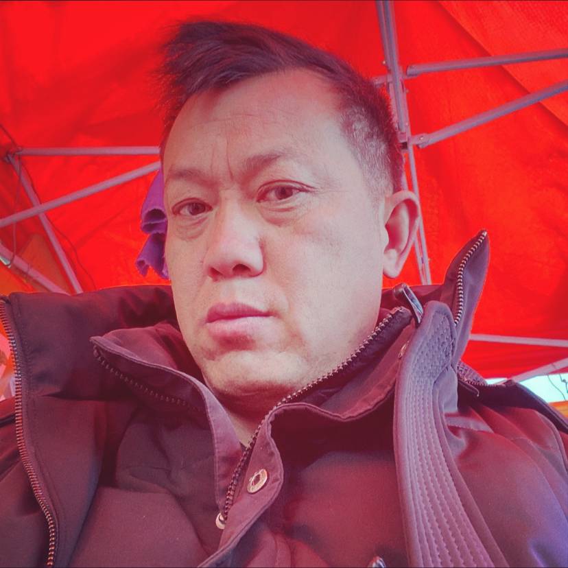 楼房向可靠的照片