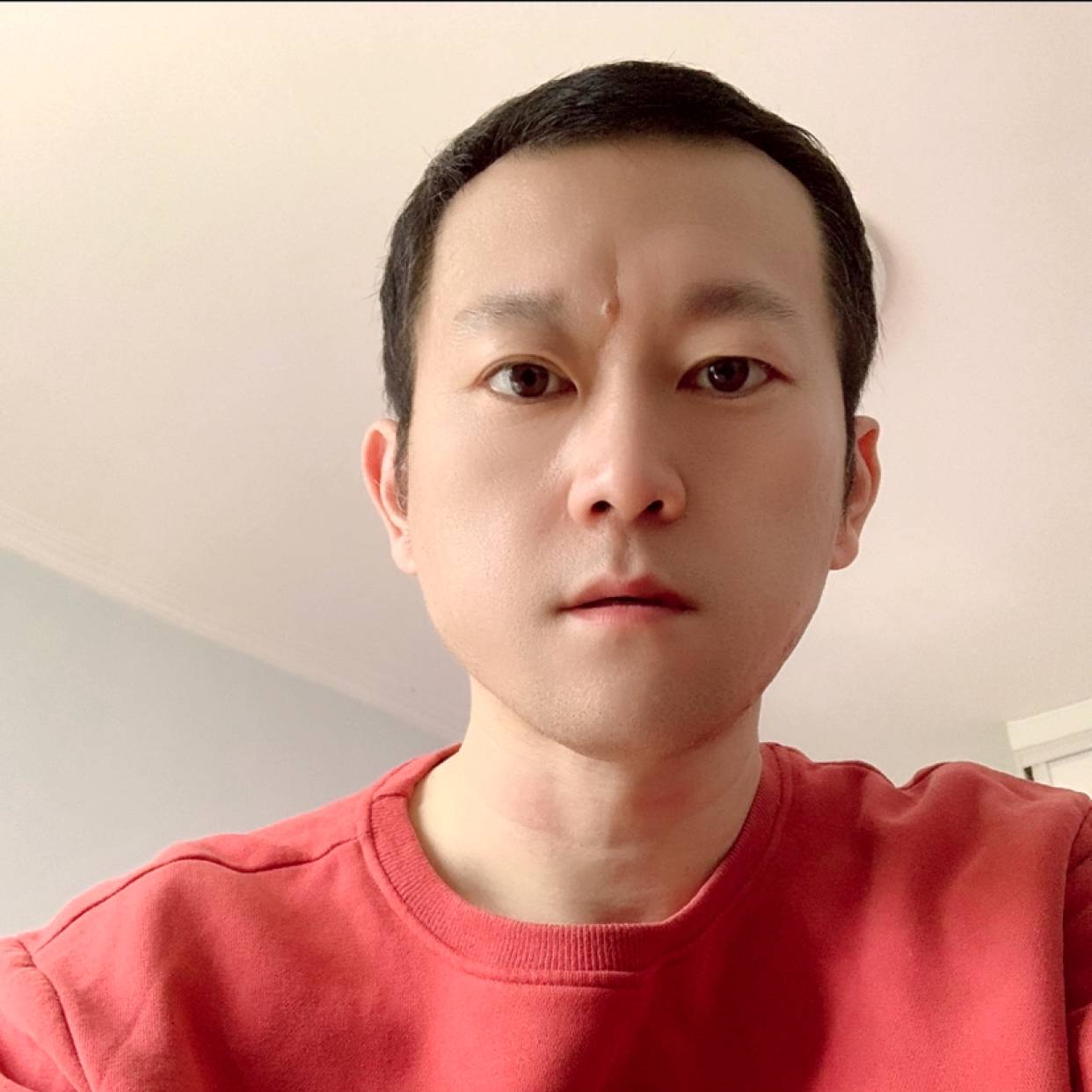 刘承洛的照片