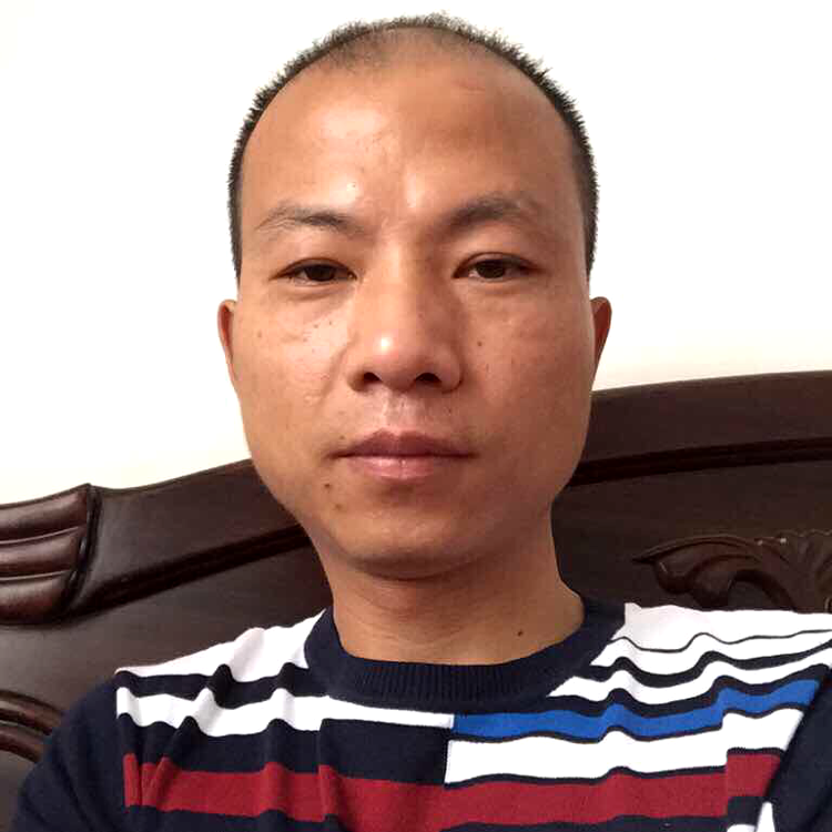 单身的军哥的照片