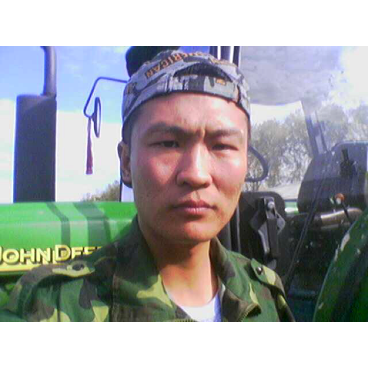 大山闻敏感的照片