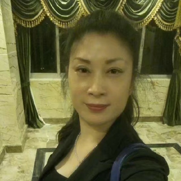 多情爱恋朋友的照片