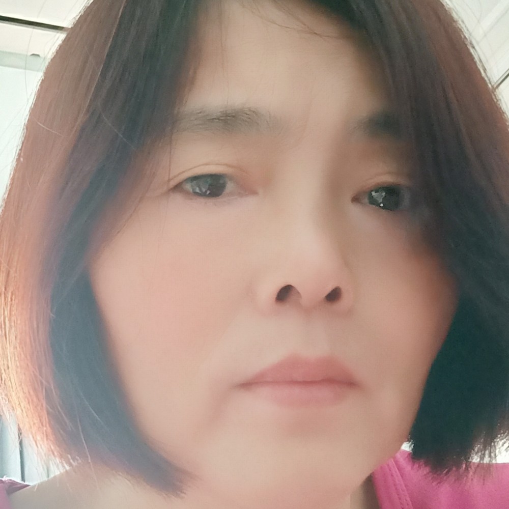 合适向幻殇的照片