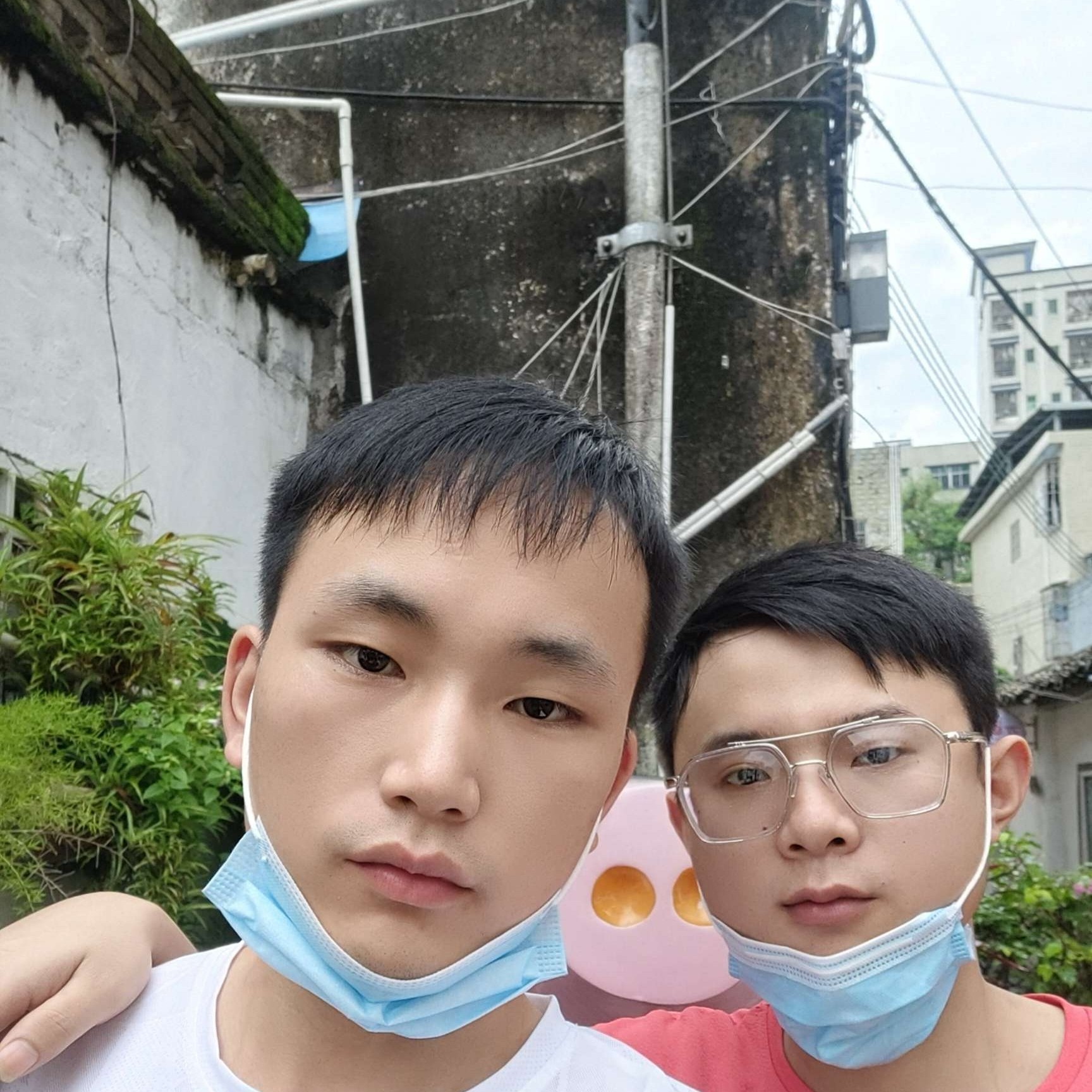 灿。灿的照片