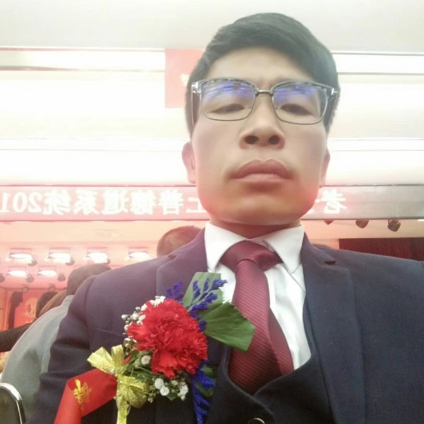 称心苦恋哈密瓜的照片