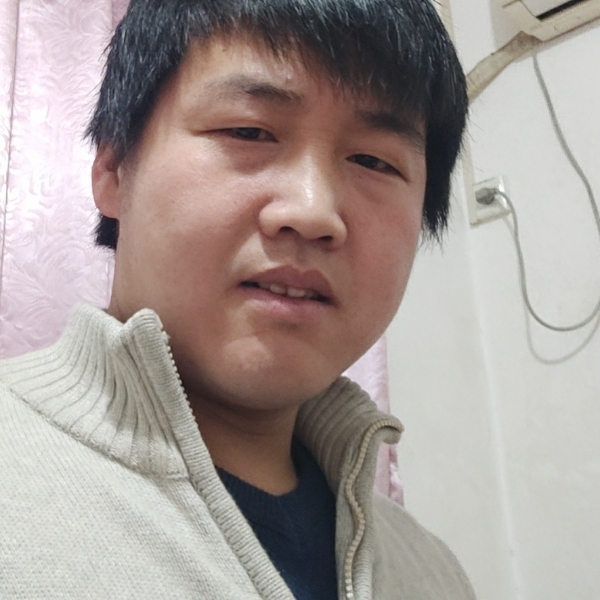 不喜言谈的照片
