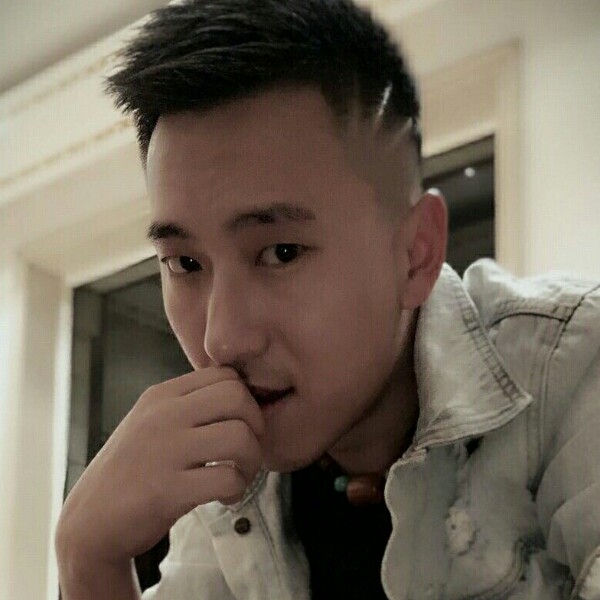 忘忧默默的照片