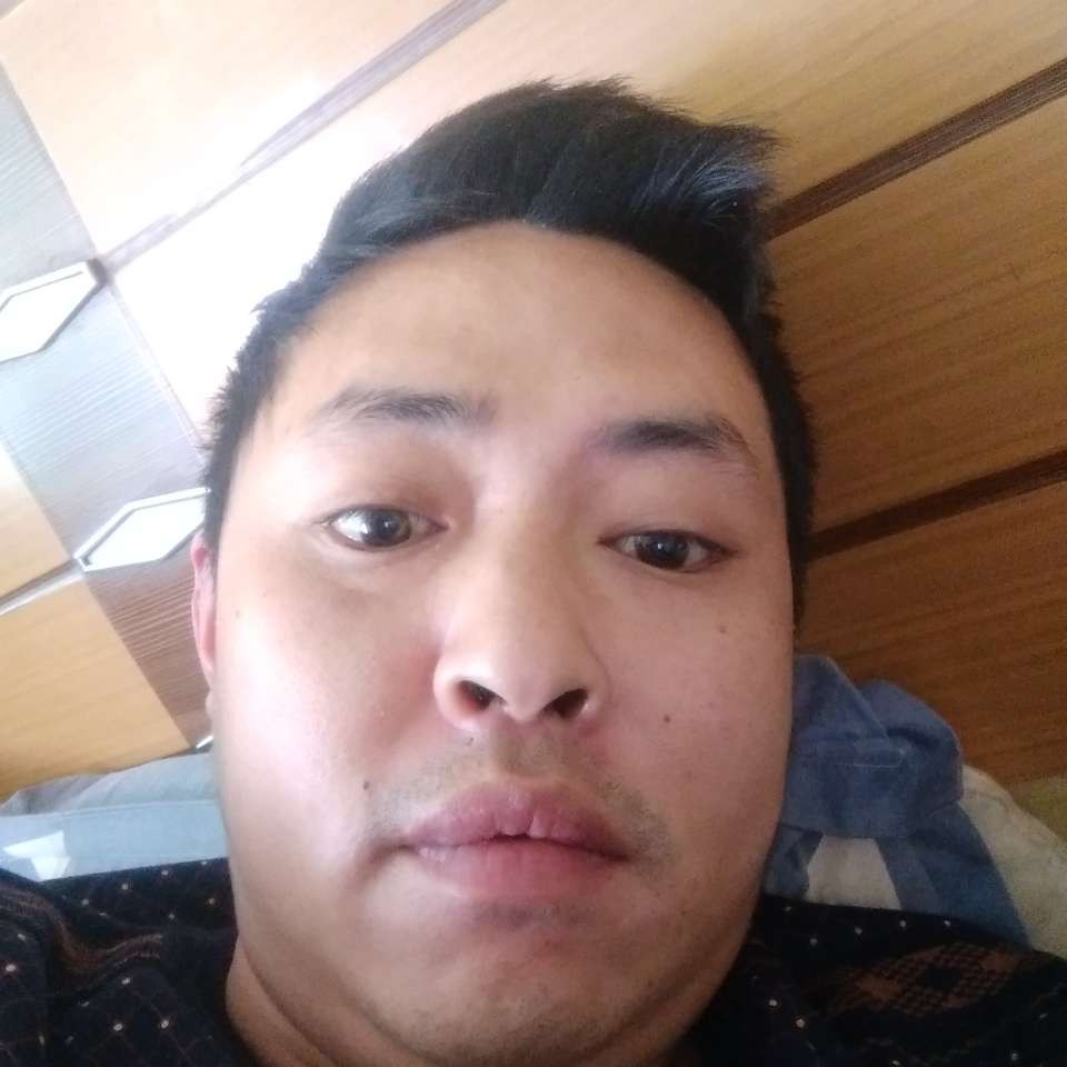 阳光！！男孩的照片