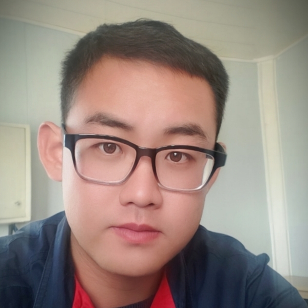 L,,的照片