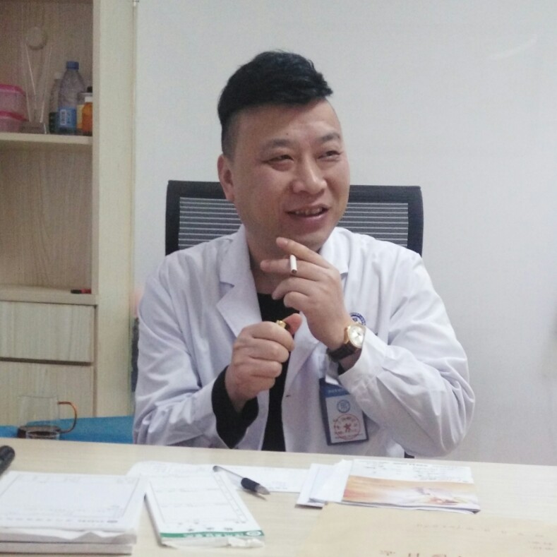 吕蒙了的照片