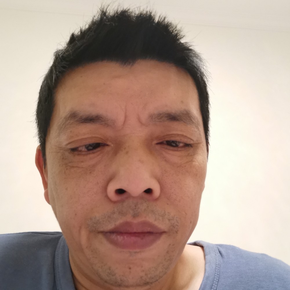 畅快闻钢笔的照片