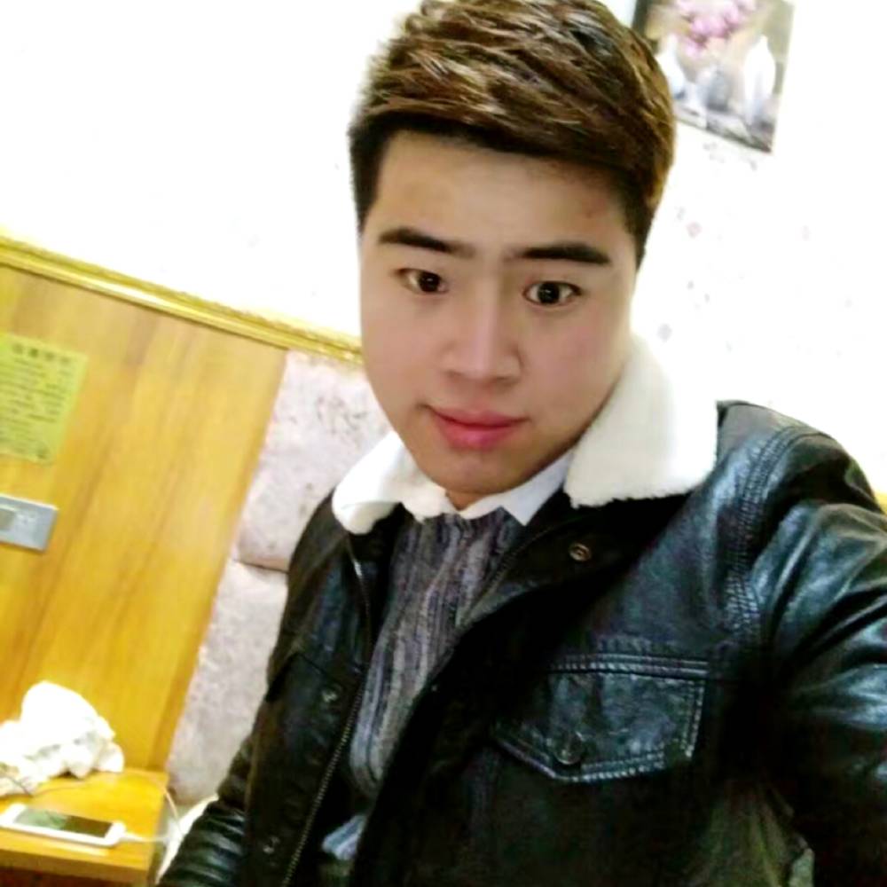沉静扯洛尘的照片