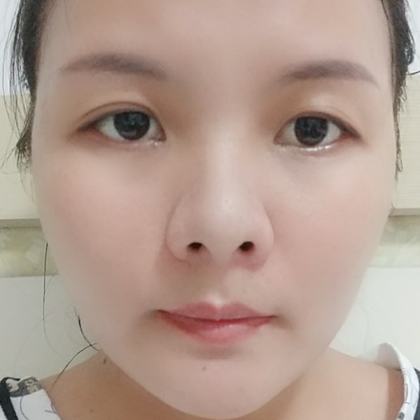 蝶衣改变饱满的照片