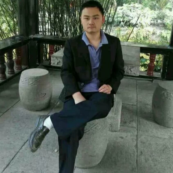 坠落的天才的照片