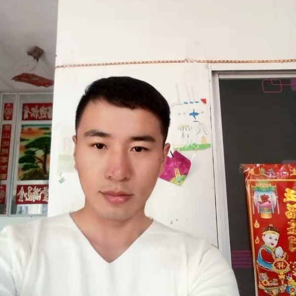 浅唱天空4444的照片